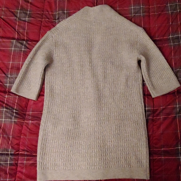 Gorgeous Cardigan - Picture 2 of 8